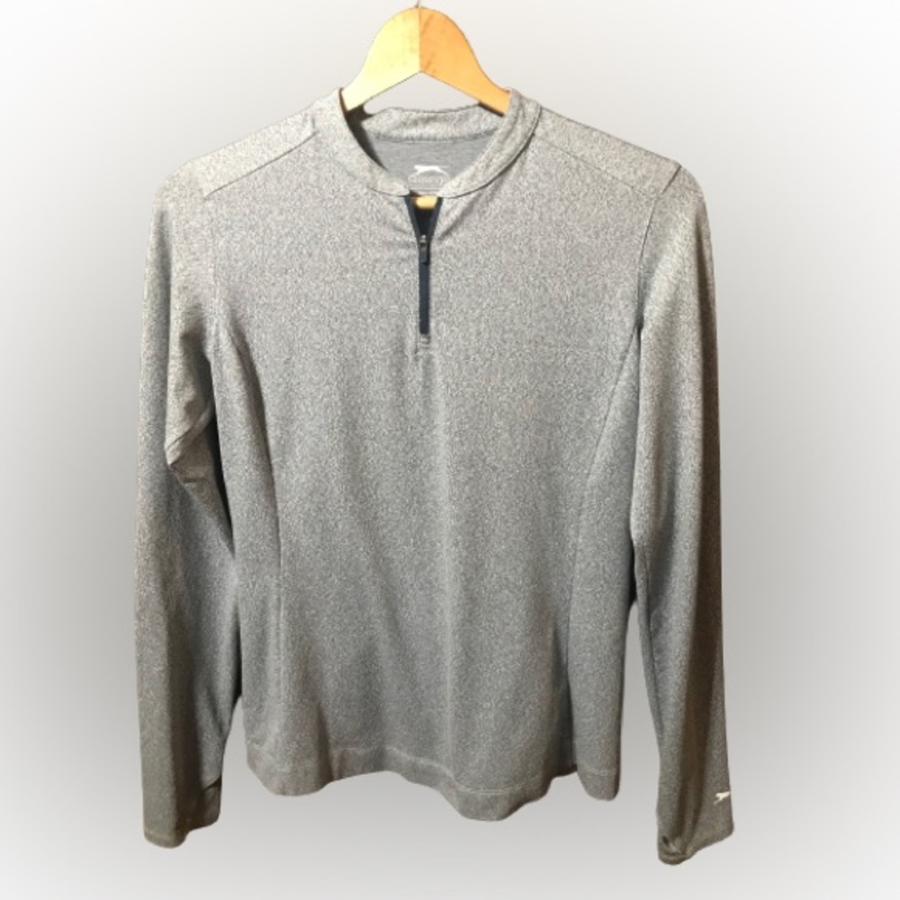 Slazenger golf long sleeve 1/4 zip shirt size small